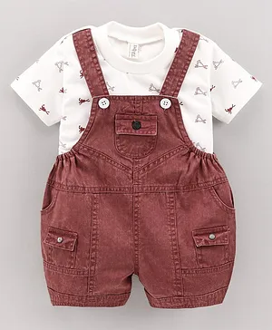 Dapper Dudes Half Sleeves Abstract Printed Tee With Solid Dungaree - Wine Red