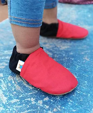 Skips Soft Sole Booties - Red & Black
