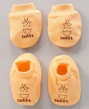 Simply Cotton Mittens & Booties Giraffe Printed - Orange