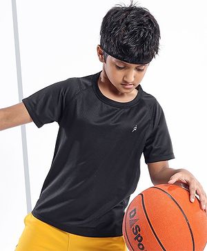 Pine Active Skin Friendly & Breathable Sportswear Half Sleeves Solid T-shirt - Black