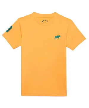 Zion Half Sleeves Bull & Number Placement Embroidered Tee - Yellow