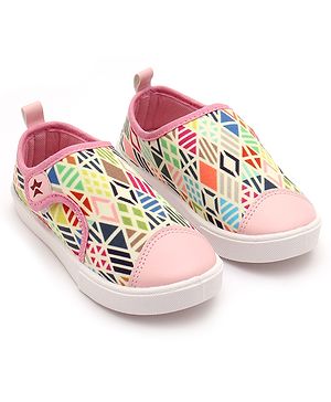 Cute Walk by Babyhug Casual Shoes With Velcro Closure Geometric Print - Light Pink