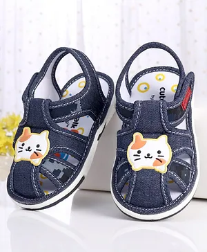 Cute Walk by Babyhug Casual Shoes with Cat Applique - Blue