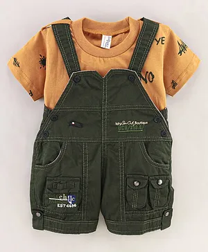 Dapper Dudes Half Sleeves All Over Text Printed Tee With Placement Embroidered Front Pocket Dungaree - Dark Green