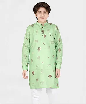 CAVIO Full Sleeves Elephant And Palm Tree Print Kurta With Solid Pyjama - Green
