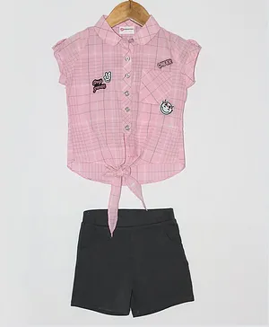 Peppermint Short Sleeves Checkered And Smiley Patch Detail Top With Solid Shorts - Pink