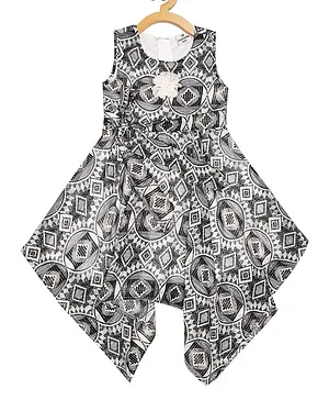 Creative Kids Sleeveless Fit & Flare Asymmetrical Aztec Motifs Printed Dress - Black & White