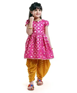 Babyoye Poly Cotton Half Sleeves Kurti And Dhoti Set Printed - Fuchsia Pink