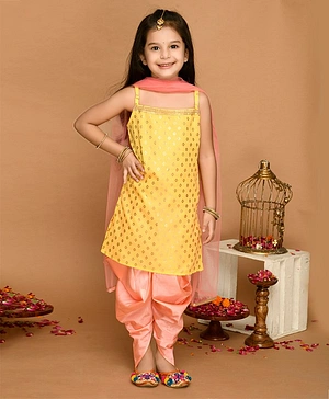 Saka Designs Singlet Sleeves Printed Kurta & Salwar Set With Dupatta - Yellow Pink