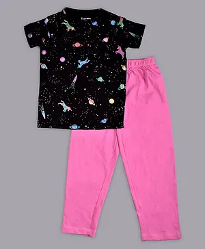 Taatoom Short Sleeves Galactic Space Unicorn Print Night Suit - Black & Light Pink