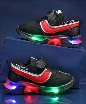 KIDLINGSS Side Patch Design Casual LED Shoes - Black