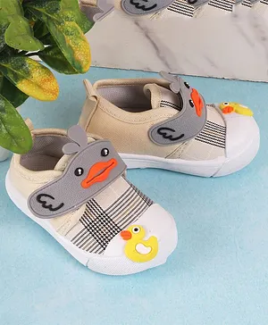 Jazzy Juniors Unisex Checkered Duck Applique Casual Shoes- Beige