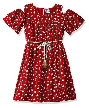 612 League Short Sleeves Cold Shoulder Daisy Print Dress - Red