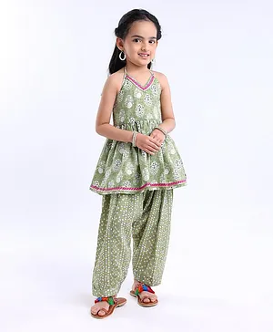Saka Designs Sleeveless Flare Kurta & Salwar Set Dots Printed - Green Magenta