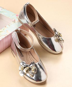 Cute Walk by Babyhug Velcro Closure Party Wear Bellies Bow Applique - Silver
