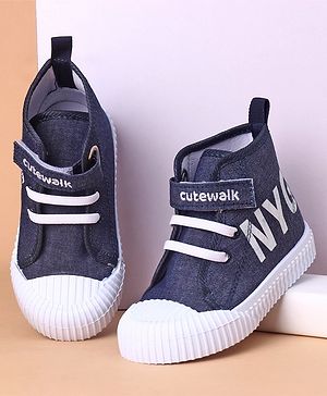 Cute Walk by Babyhug Casual Shoes With Velcro Closure Text Print- Blue