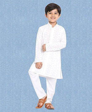Vastramay Full Sleeves Chikankari Kurta With Pyjama - White