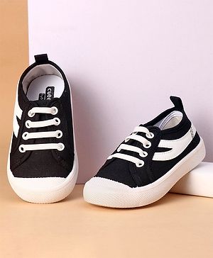 Cute Walk by Babyhug Slip On Casual Shoes - Black