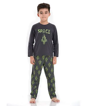 Mackly Full Sleeves Space Rocket Printed Tee & Pajama Set - Charcoal Grey