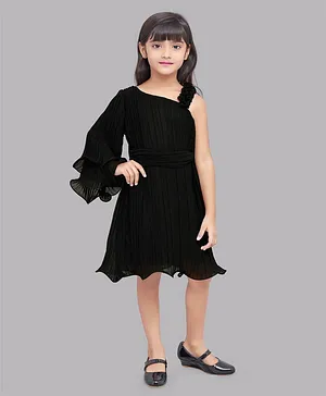 PinkChick One Shoulder Three Fourth Flutter Sleeves Accordion Pleated Dress - Black