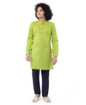Nakshi By Yug Full Sleeves Checkered Kurta & Solid Pajama Set - Green & Navy Blue