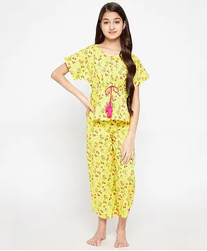 The Kaftan Company Half Sleeves Graphic Scooter Print Top With Pyjama - Yellow