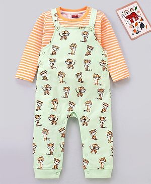 Babyhug Cotton Dungaree and Full Sleeves T-Shirt Set Cat Print - Orange and Green