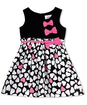 Young Birds Sleeveless Bow Applique Bodice Hearts Printed Flare Paperbag Style Gathered Dress - Black