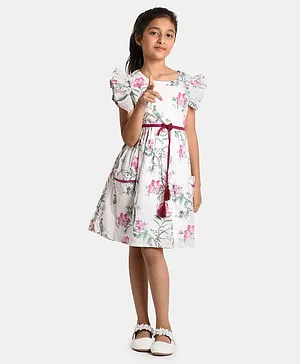 Bella Moda Flutter Sleeves Floral Print Fit And Flare Dress - White