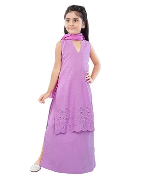Mini Chic Sleevless Schiffli Detailed Kurta With Side Slit Skirt & Dupatta - Purple