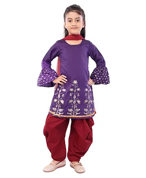Mini Chic Full Sleeves Lotus Foil Print Kurta With Dhoti And Dupatta - Purple