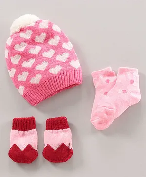 Model Woolen Cap Mittens & Socks Set Heart Design Pink - Diameter 10 cm