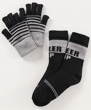 Model Woolen Gloves & Socks Set Stripes Design - Black