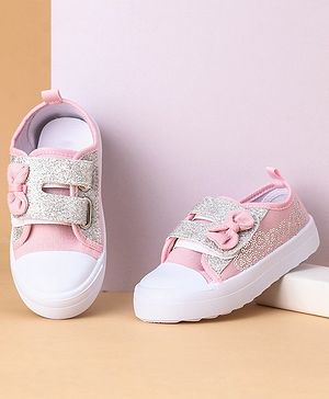 Cute Walk by Babyhug Casual Shoes With Velcro Closure & Bow Applique - Pink