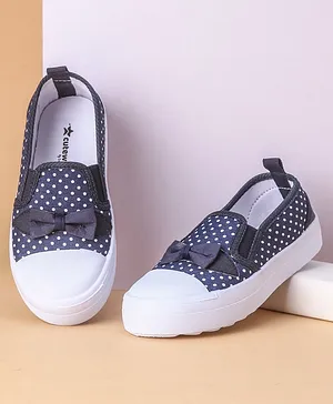 Cute Walk by Babyhug Casual Shoes With Velcro Closure Polka Dot Print- Blue