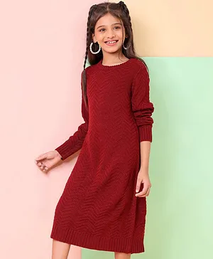 Hola Bonita Full Sleeves Zig Zag Texture Sweater Dress - Wine