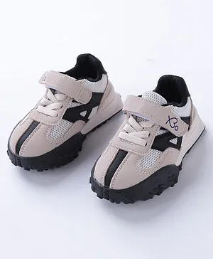 Babyoye Sports Shoes With Velcro Closure - Beige