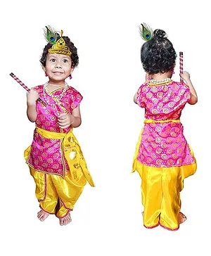 Sarvda Short Sleeves Peacock Feather Print Shri Krishna Kurta And Dhoti With Mukut Basuri Mala Kundal And Morpankh - Pink
