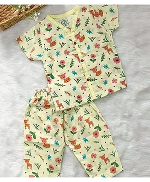 A Toddler Thing Half Sleeves All Over Deer & Flower With Leaf Printed Organic Muslin Shirt With Coordinating Pyjama - Light Yellow & Pink