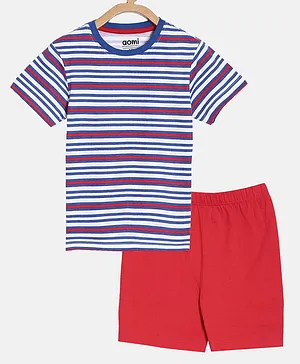 Aomi Half Sleeves Striped T Shirt And Shorts - Red