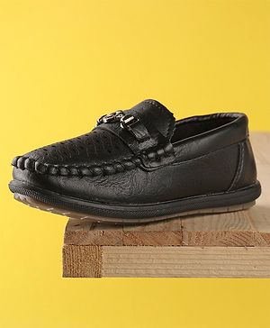 Cute Walk by Babyhug Formal Shoes - Black