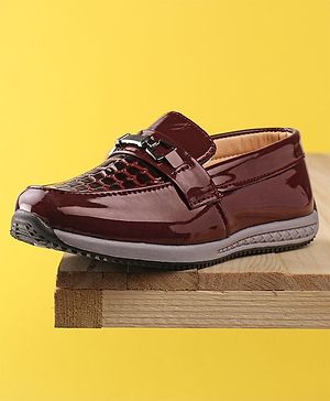 Cute Walk by Babyhug Formal Shoes - Red