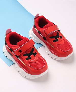 Cute Walk by Babyhug Solid Sneakers with Velcro Closure- Red Black