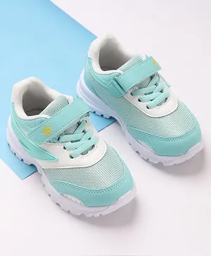 latest sport shoes for girls