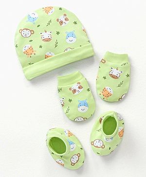 Babyhug 100% Cotton Cap Mittens & Booties Set Cow Giraffe Print - Diameter 10 cm