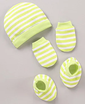 Babyhug 100 % Cotton Cap Mittens and Booties Stripes Print Green - Diameter 9.5 cm