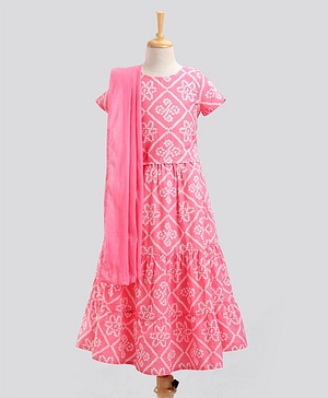 Pine Kids Half Sleeves Lehenga & Choli Set With Dupatta Bandhani Print- Pink