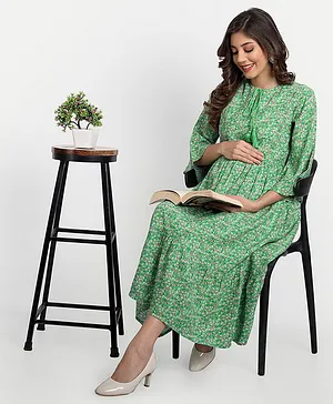 Aaruvi Ruchi Verma Bell Three Fourth Sleeves Seamless Tulip Floral Printed Fit & Flare Maternity Dress - Green