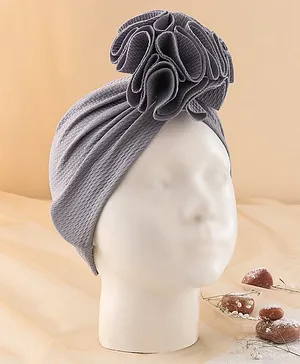 KIDLINGSS Flower Applique Detailed Textured Turban Style Cap - Grey