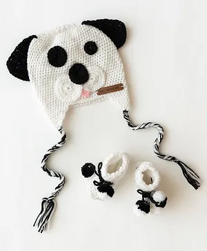 The Original Knit Detailed Handmade Cap With Coordinating Booties - White & Black